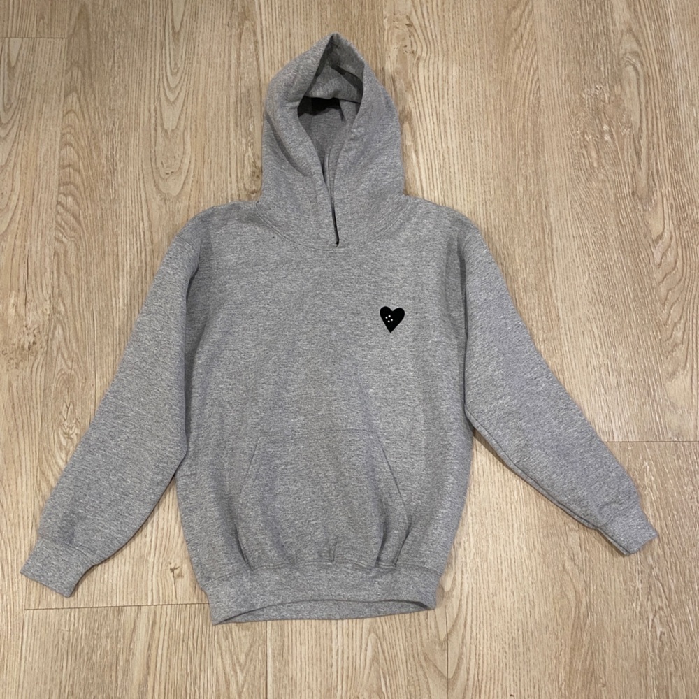 The Heart Supply Skateboard Brand Limited Edition Hoodie Gray Skater Boy Youth M
